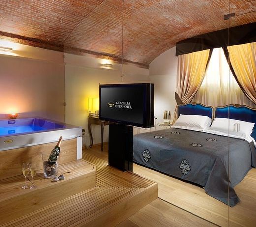 Graziella Patio Hotel