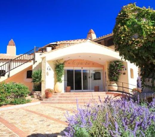 HOTEL LE GINESTRE