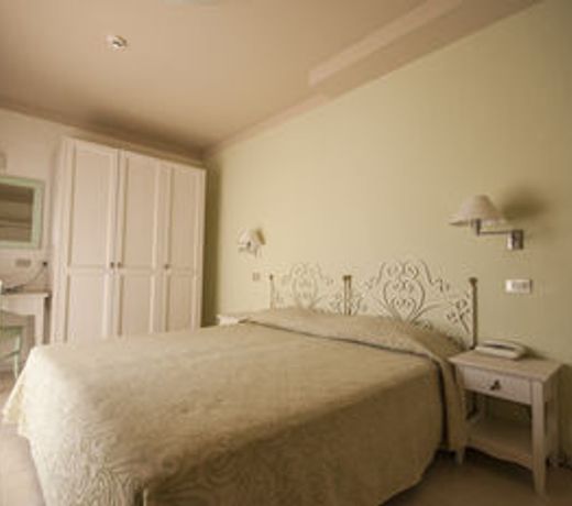 Blu Hotel Laconia Village