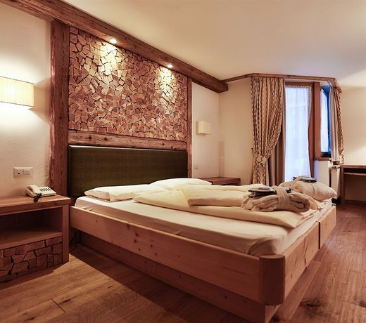 Hotel Cristallo - Wellness Mountain Living