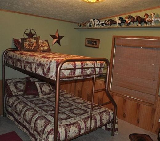 Trail Boss Cabin