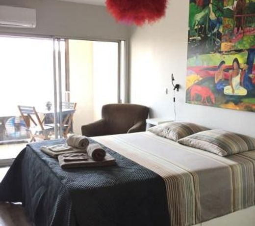 1 Chambre, 1 P'tit dÃ¨j', 1 Sourire