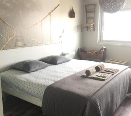 1 Chambre, 1 P'tit dÃ¨j', 1 Sourire