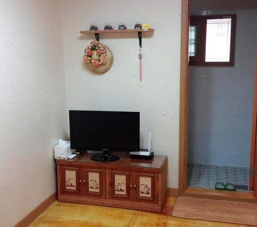 Yeohaengga Hanok Guesthouse