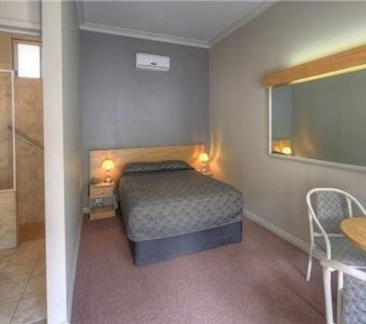 Silver Haven Motor Inn