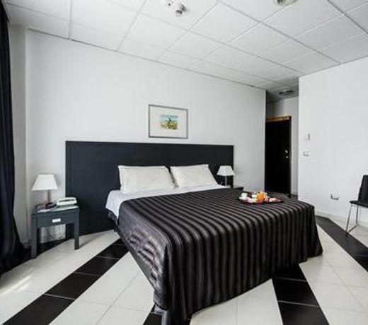 Executive Business Hotel