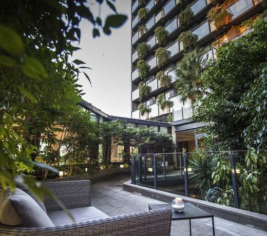 The Nicolaus Hotel