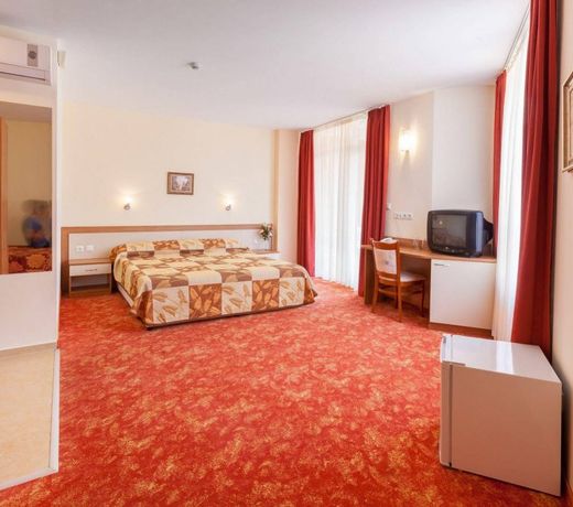 Hotel RIAGOR