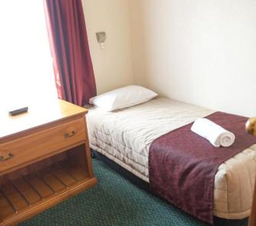 Arkana Motor Inn & Terrace Apartments