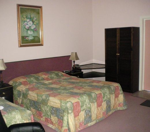 Avalon Motel