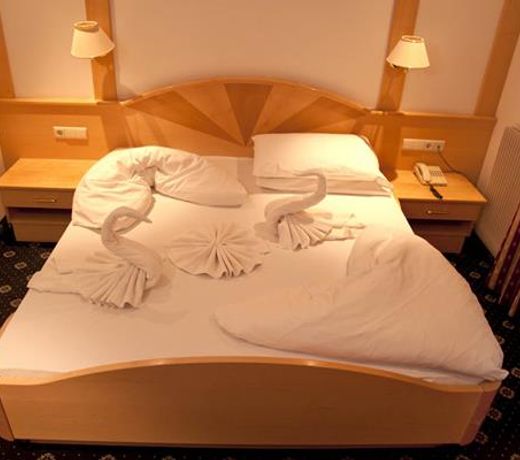 Hotel Chrys