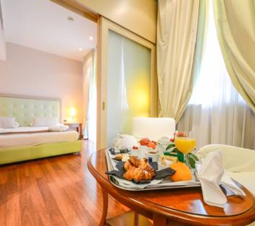 Hotel Master