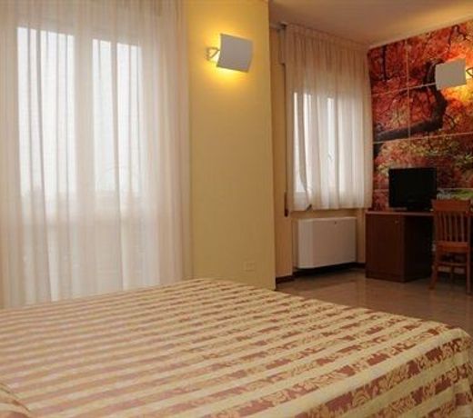 Hotel Industria