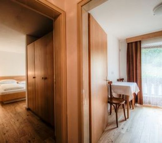 Hotel Ustaria Posta