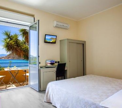 Hotel Calamosca