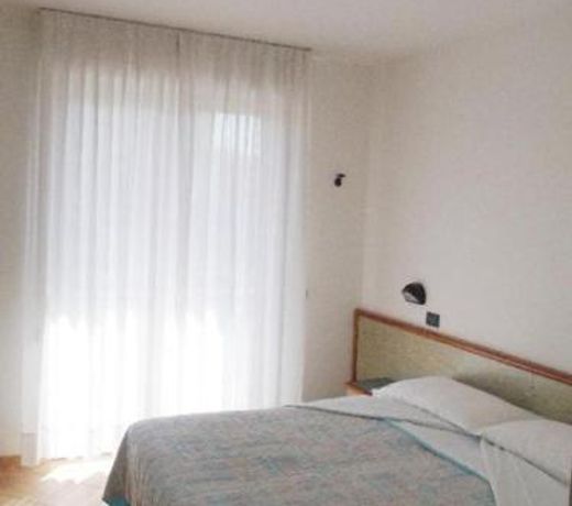 Hotel Prestige