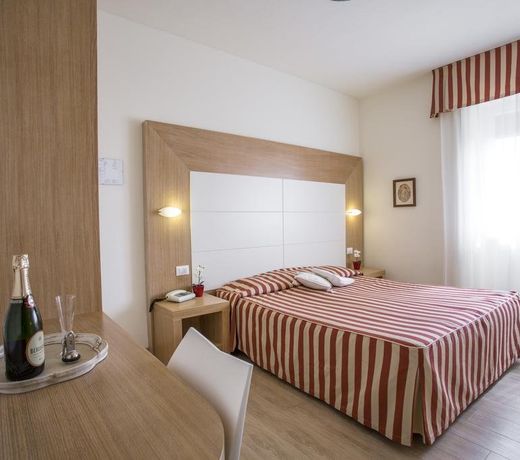 Hotel Sylvia