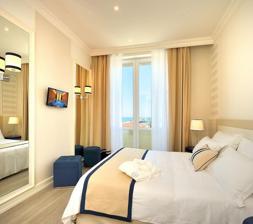 Grand Hotel & Riviera
