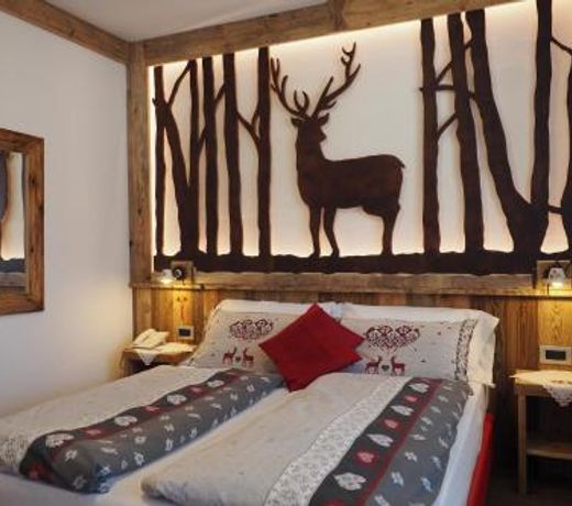 Hotel Azola