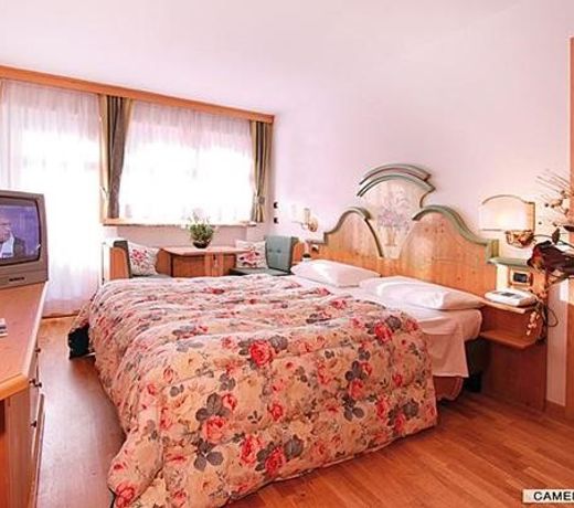 Hotel Dolomiti Schloss