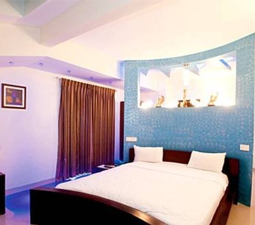 Niche Suites
