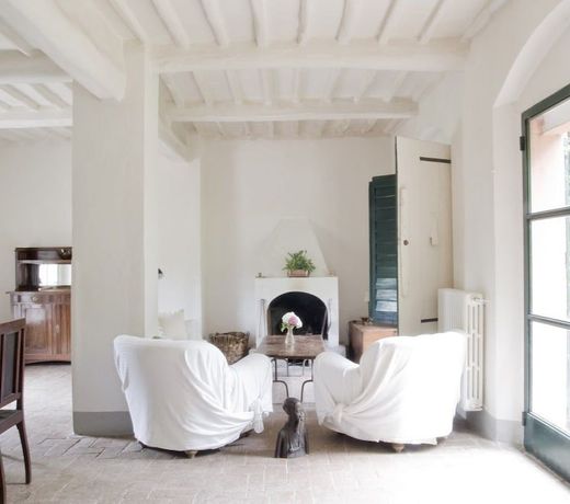 Fattoria di Bacchereto - Guest House