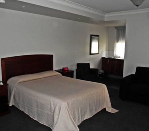 503 On Princes Drive Motel