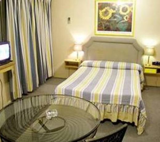 EMBASSY ALL SUITES