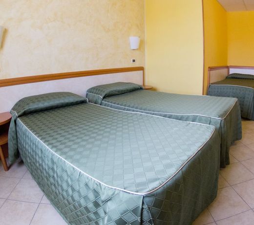 Hotel Prestige