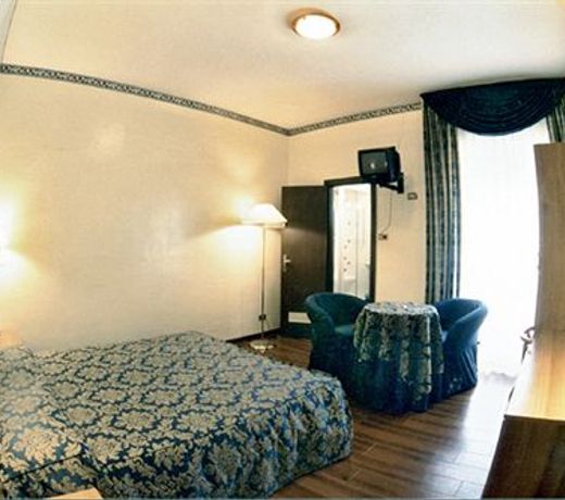 Hotel City