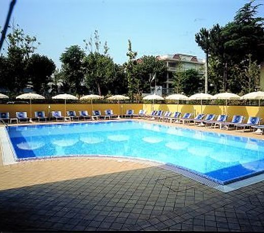 Alexia Palace Hotel Residence