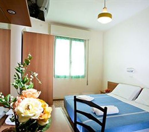Hotel Trevi