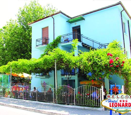 Hotel Leonardo