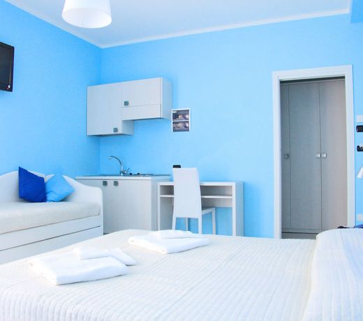 Hotel Leonardo