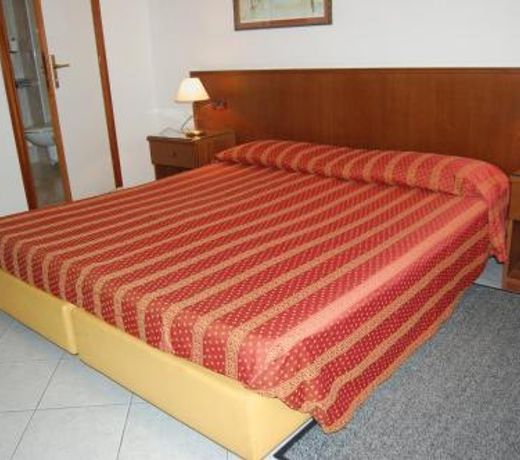 Hotel Caldin's