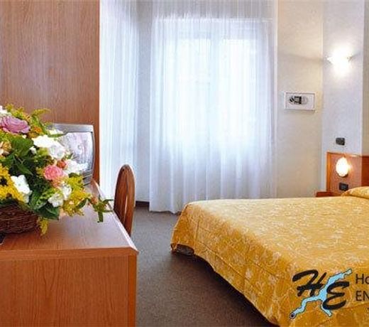 Hotel Engadina