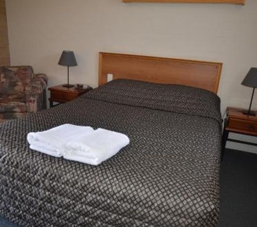 Alexander Motor Inn