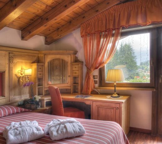 Barisetti Sport Hotel