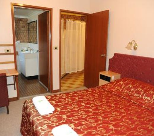 Spa Village Travel Inn