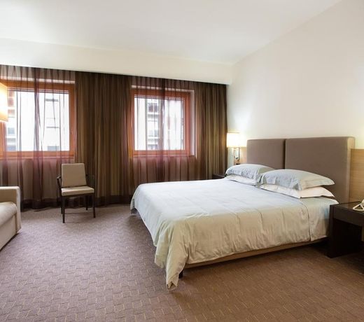 Link Hotel