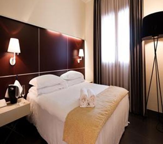Home Club Suite Hotel