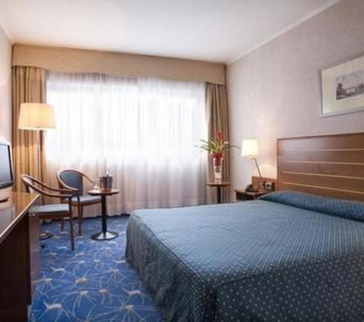Cristal Hotel