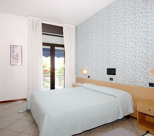 Hotel Aurora