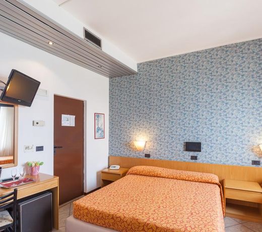 Hotel Aurora