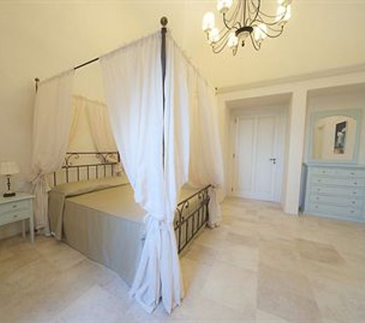 San Velletri Guest House