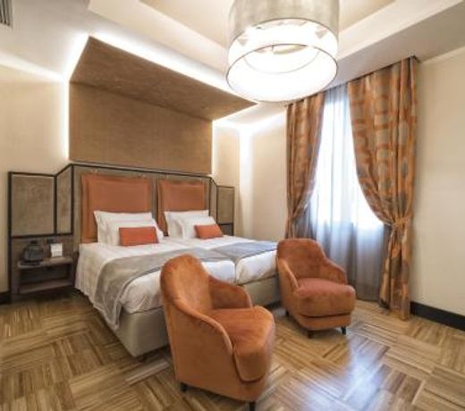 Solo Experience Hotel