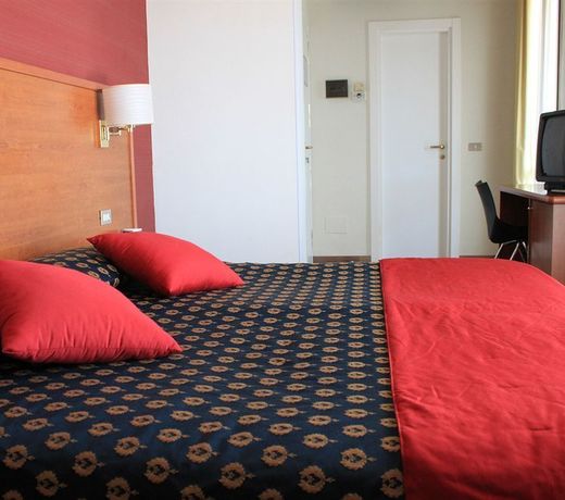 Best Western Plus CHC Florence
