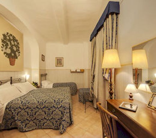 Hotel Guelfa