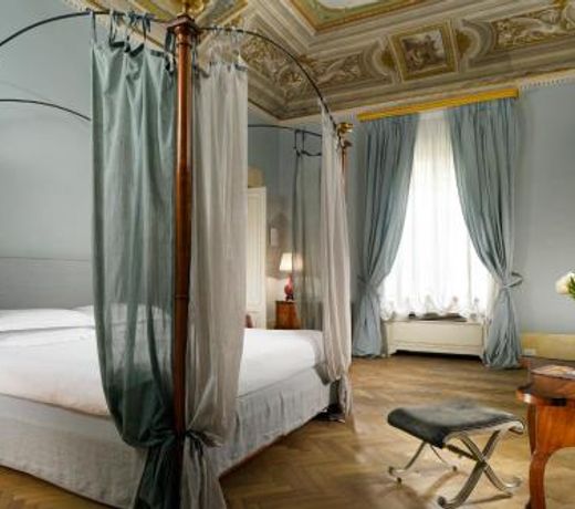 Al Palazzo del Marchese di Camugliano Residenza d'Epoca