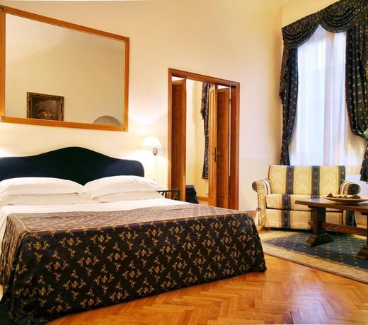 Tornabuoni La Petite Suite